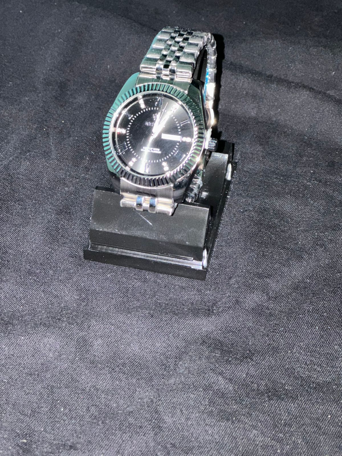 Reloj Datejust Negro Bisel Verde — KD-RA01